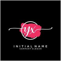 Initiale yx feminin Logo Sammlungen Vorlage. Handschrift Logo von Initiale Unterschrift, Hochzeit, Mode, Schmuck, Boutique, Blumen- und botanisch mit kreativ Vorlage zum irgendein Unternehmen oder Geschäft. vektor