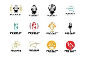 podcast logotyp, vektor, headsetet och chatt, enkel årgång mikrofon design vektor