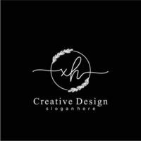 första xh skönhet monogram och elegant logotyp design, handstil logotyp av första signatur, bröllop, mode, blommig och botanisk logotyp begrepp design. vektor