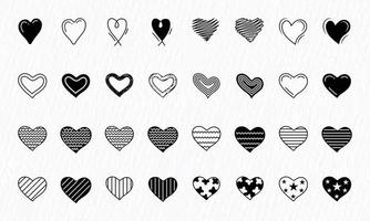hjärta ikoner uppsättning, hand dragen kärlek ikoner, klotter och illustrationer för valentines och bröllop bakgrund vektor