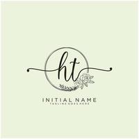 Initiale ht feminin Logo Sammlungen Vorlage. Handschrift Logo von Initiale Unterschrift, Hochzeit, Mode, Schmuck, Boutique, Blumen- und botanisch mit kreativ Vorlage zum irgendein Unternehmen oder Geschäft. vektor