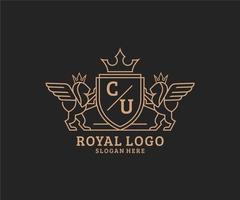 första cu brev lejon kunglig lyx heraldisk, vapen logotyp mall i vektor konst för restaurang, kungligheter, boutique, Kafé, hotell, heraldisk, Smycken, mode och Övrig vektor illustration.