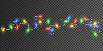 jul lampor. färgrik jul girlanger. vektor röd, gul, blå och grön glöd ljus lökar på trådar isolerat.
