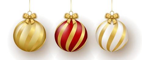 Weihnachten und Neu Jahr Dekor. einstellen von Gold, Weiß und rot Glas Ornament Bälle auf Band mit Bogen. vektor