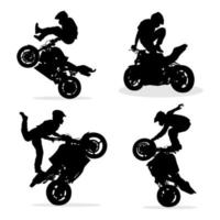 Silhouette von ein Biker tun Freistil Tricks auf seine Motorrad. Vektor Silhouette einstellen