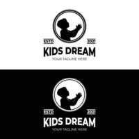 liten barn dröm logotyp design mall vektor