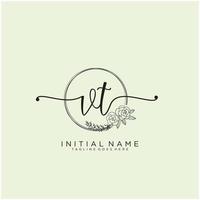 Initiale vt feminin Logo Sammlungen Vorlage. Handschrift Logo von Initiale Unterschrift, Hochzeit, Mode, Schmuck, Boutique, Blumen- und botanisch mit kreativ Vorlage zum irgendein Unternehmen oder Geschäft. vektor