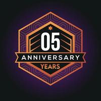 05:e år årsdag firande abstrakt logotyp design på vantage svart bakgrund vektor mall