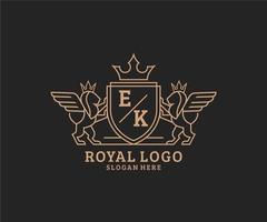 Initiale ek Brief Löwe königlich Luxus heraldisch, Wappen Logo Vorlage im Vektor Kunst zum Restaurant, Königtum, Boutique, Cafe, Hotel, heraldisch, Schmuck, Mode und andere Vektor Illustration.