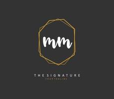 m mm Initiale Brief Handschrift und Unterschrift Logo. ein Konzept Handschrift Initiale Logo mit Vorlage Element. vektor