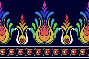 patchwork blommig mönster med paisley och indisk blomma motiv. damast- stil mönster för textil och dekoration vektor