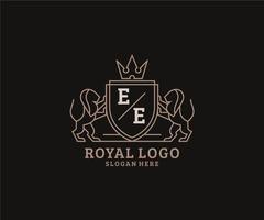 första ee brev lejon kunglig lyx logotyp mall i vektor konst för restaurang, kungligheter, boutique, Kafé, hotell, heraldisk, Smycken, mode och Övrig vektor illustration.