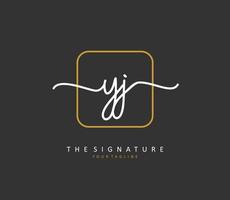 yja Initiale Brief Handschrift und Unterschrift Logo. ein Konzept Handschrift Initiale Logo mit Vorlage Element. vektor