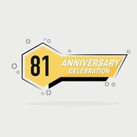 81:a år årsdag logotyp vektor design med gul geometrisk form med grå bakgrund