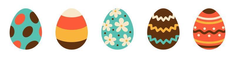 vektor uppsättning av påsk ägg. påsk samling i platt design. ägg jaga. ägg med vågor, rader, cirklar och blommor.