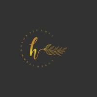 Brief h Logo Blumen- Handschrift Logo Design. Logo zum Frauen Schönheit Salon Massage kosmetisch oder Spa Marke vektor