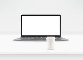 Vektormodell mit modernem Laptop und Kaffeetasse vektor