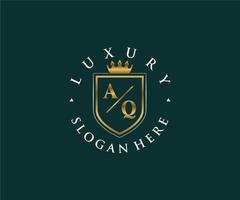 Royal Luxury Logo-Vorlage mit anfänglichem aq-Buchstaben in Vektorgrafiken für Restaurant, Lizenzgebühren, Boutique, Café, Hotel, Heraldik, Schmuck, Mode und andere Vektorillustrationen. vektor