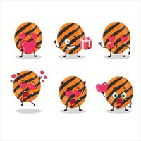 Halloween Streifen Süßigkeiten Karikatur Charakter mit Liebe süß Emoticon vektor