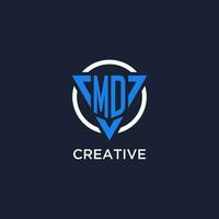 md Monogramm Logo mit Dreieck gestalten und Kreis Design Elemente vektor