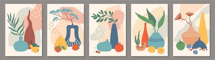 abstrakt Poster mit Vasen. immer noch Leben mit Keramik Vasen, Pflanzen und Früchte. modern botanisch Mauer Kunst Dekor, Boho Stil Plakate Vektor einstellen