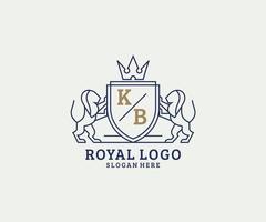 första kb brev lejon kunglig lyx logotyp mall i vektor konst för restaurang, kungligheter, boutique, Kafé, hotell, heraldisk, Smycken, mode och Övrig vektor illustration.