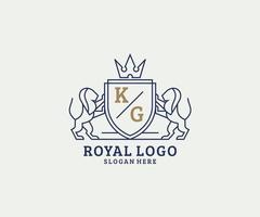 första kg brev lejon kunglig lyx logotyp mall i vektor konst för restaurang, kungligheter, boutique, Kafé, hotell, heraldisk, Smycken, mode och Övrig vektor illustration.