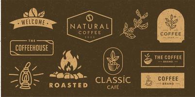 årgång hipster logotyp mallar och design element för kaffe företag. Kafé, restaurang, kaffe affär emblem mallar. vektor