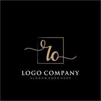 första ro feminin logotyp samlingar mall. handstil logotyp av första signatur, bröllop, mode, smycken, boutique, blommig och botanisk med kreativ mall för några företag eller företag. vektor