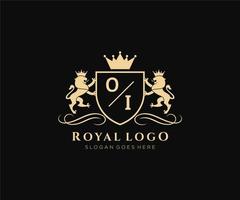 Initiale oi Brief Löwe königlich Luxus heraldisch, Wappen Logo Vorlage im Vektor Kunst zum Restaurant, Königtum, Boutique, Cafe, Hotel, heraldisch, Schmuck, Mode und andere Vektor Illustration.