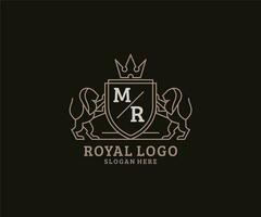 första herr brev lejon kunglig lyx logotyp mall i vektor konst för restaurang, kungligheter, boutique, Kafé, hotell, heraldisk, Smycken, mode och Övrig vektor illustration.