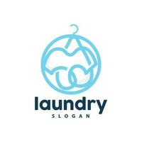 tvätt logotyp, rengöring tvättning vektor, tvätt ikon med tvättning maskin, kläder och skum bubbla, illustration symbol design mall vektor