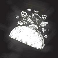 ritad för hand skiss av taco isolerat på svarta tavlan bakgrund. flygande Ingredienser. lök ringar, tomat, gurka, bönor, tortilla. snabb mat årgång illustration. vektor