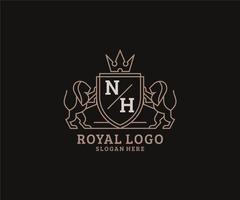 Initiale nh Buchstabe Löwe königliche Luxus-Logo-Vorlage in Vektorgrafiken für Restaurant, Lizenzgebühren, Boutique, Café, Hotel, heraldisch, Schmuck, Mode und andere Vektorillustrationen. vektor