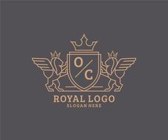 första oc brev lejon kunglig lyx heraldisk, vapen logotyp mall i vektor konst för restaurang, kungligheter, boutique, Kafé, hotell, heraldisk, Smycken, mode och Övrig vektor illustration.