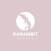 kerambit logotyp, indonesien stridande vapen vektor, ninja stridande verktyg enkel design, mall illustration symbol ikon vektor