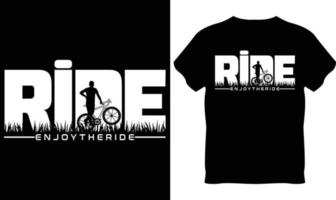 Reiten T-Shirt Design vektor