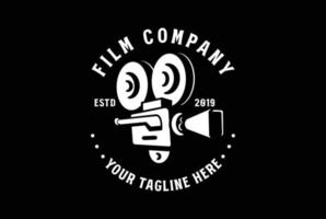 hipster retro video kamera bricka emblem märka för bio film produktion logotyp design vektor