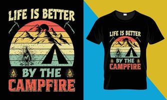 Camping T-Shirt Design, Leben ist besser durch das Lagerfeuer vektor