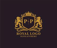 Initial pp Letter Lion Royal Luxury Logo Vorlage in Vektorgrafiken für Restaurant, Lizenzgebühren, Boutique, Café, Hotel, heraldisch, Schmuck, Mode und andere Vektorillustrationen. vektor