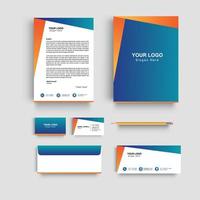 företags- modern stationär uppsättning design mall med blå orange Färg. brev kuvert ,företag kort ,fil mapp med blöda .papper uppsättning vektor design brevpapper, besöker kort, innesluta