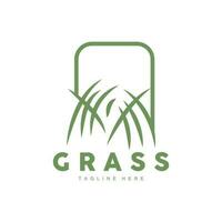 Logodesign des grünen Grases, Illustration der Bauernhoflandschaft, Vektor der natürlichen Landschaft