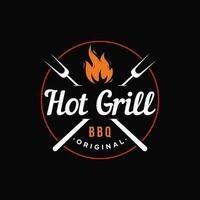 Grill heiß Grill Jahrgang Typografie Logo Design mit gekreuzt Flammen und Spatel. Logo zum Restaurant, Abzeichen, Café und Bar. vektor