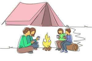 enda kontinuerlig linjeteckning lycklig familj camping med lägereld och dricka varmt te. barn som sitter på stockar, mamma pappa sitter på marken i skogen. vild natur. en rad rita design vektorillustration vektor