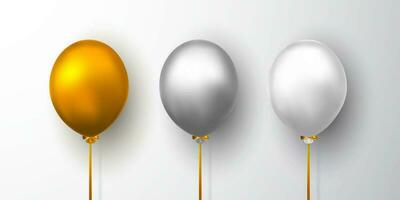 realistisch Weiss, Gold und grau Ballon auf Weiß Hintergrund mit Schatten. scheinen Helium Ballon zum Hochzeit, Geburtstag, Parteien. Festival Dekoration. Vektor Illustration