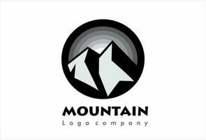 Berg Logo ausgezeichnet vektor