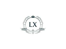 feminin lx Luxus Krone Logo, minimalistisch lx xl Logo Brief Vektor Kunst