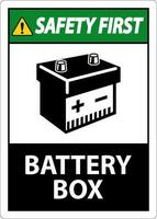 säkerhet först batteri låda med ikon tecken på vit bakgrund vektor