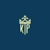 kp första monogram skydda logotyp design för krona vektor bild