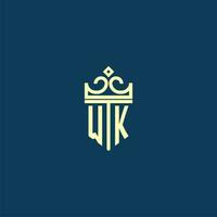 wk första monogram skydda logotyp design för krona vektor bild